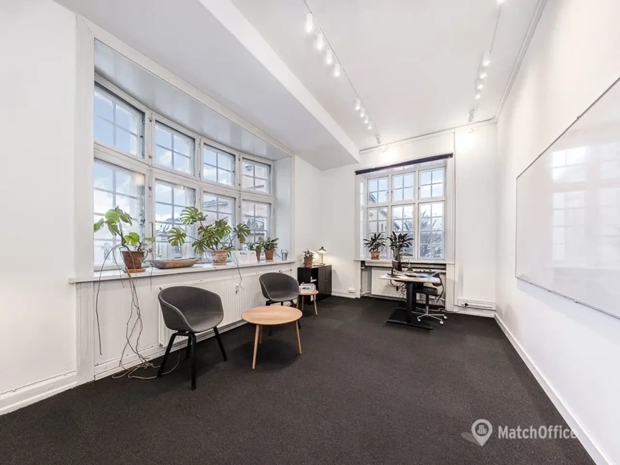 Billede 2 - Kontorlejemål med udsigt til Vor Frue Kirke - tæt på Gammeltorv