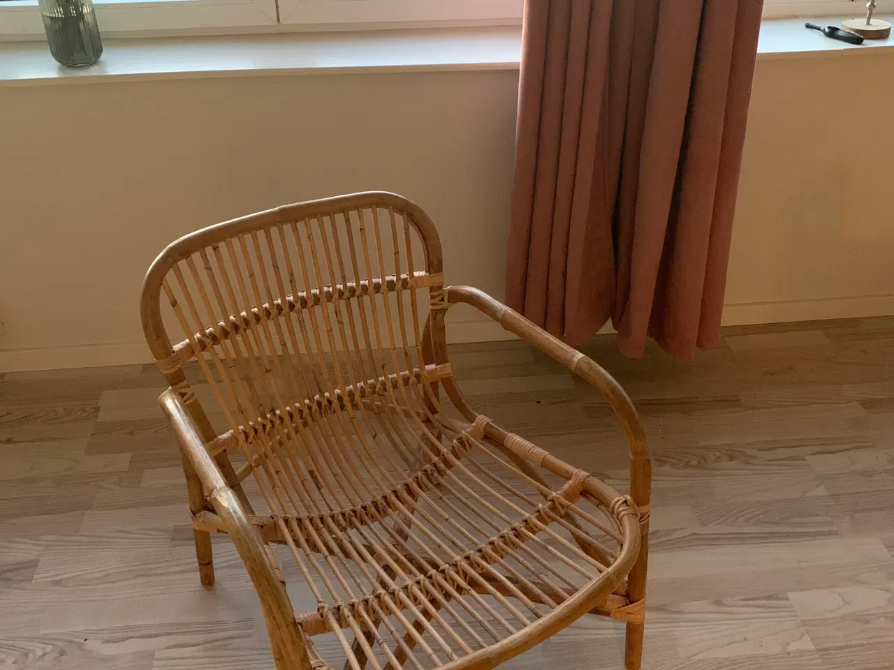 Billede 1 - Hyggelig stol i bambus