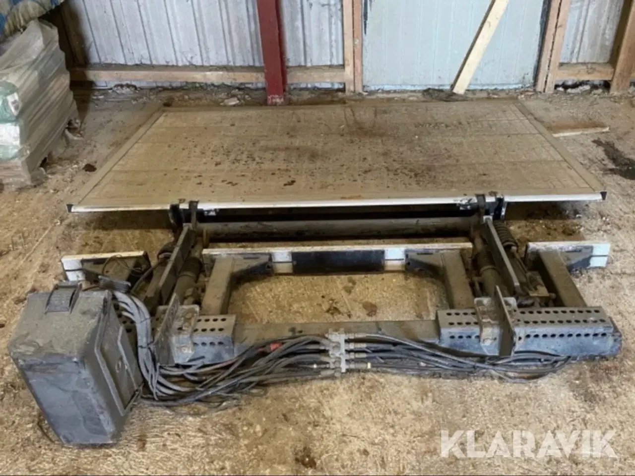 Billede 8 - Kasseopbygning Plagborg med Zepro baglift 750 kilogram 2016