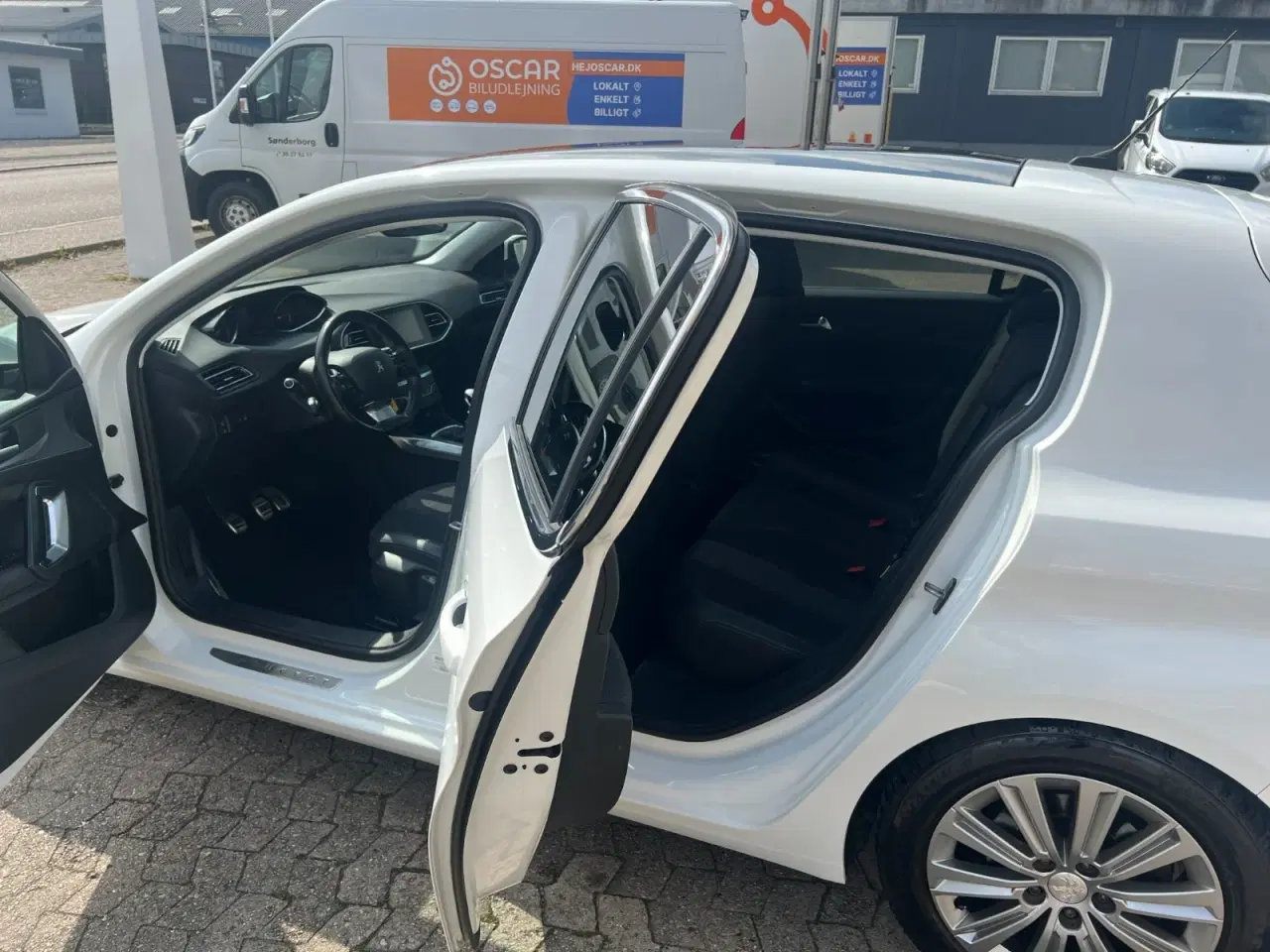 Billede 3 - Peugeot 308 1,5 BlueHDi 130 Allure Sky