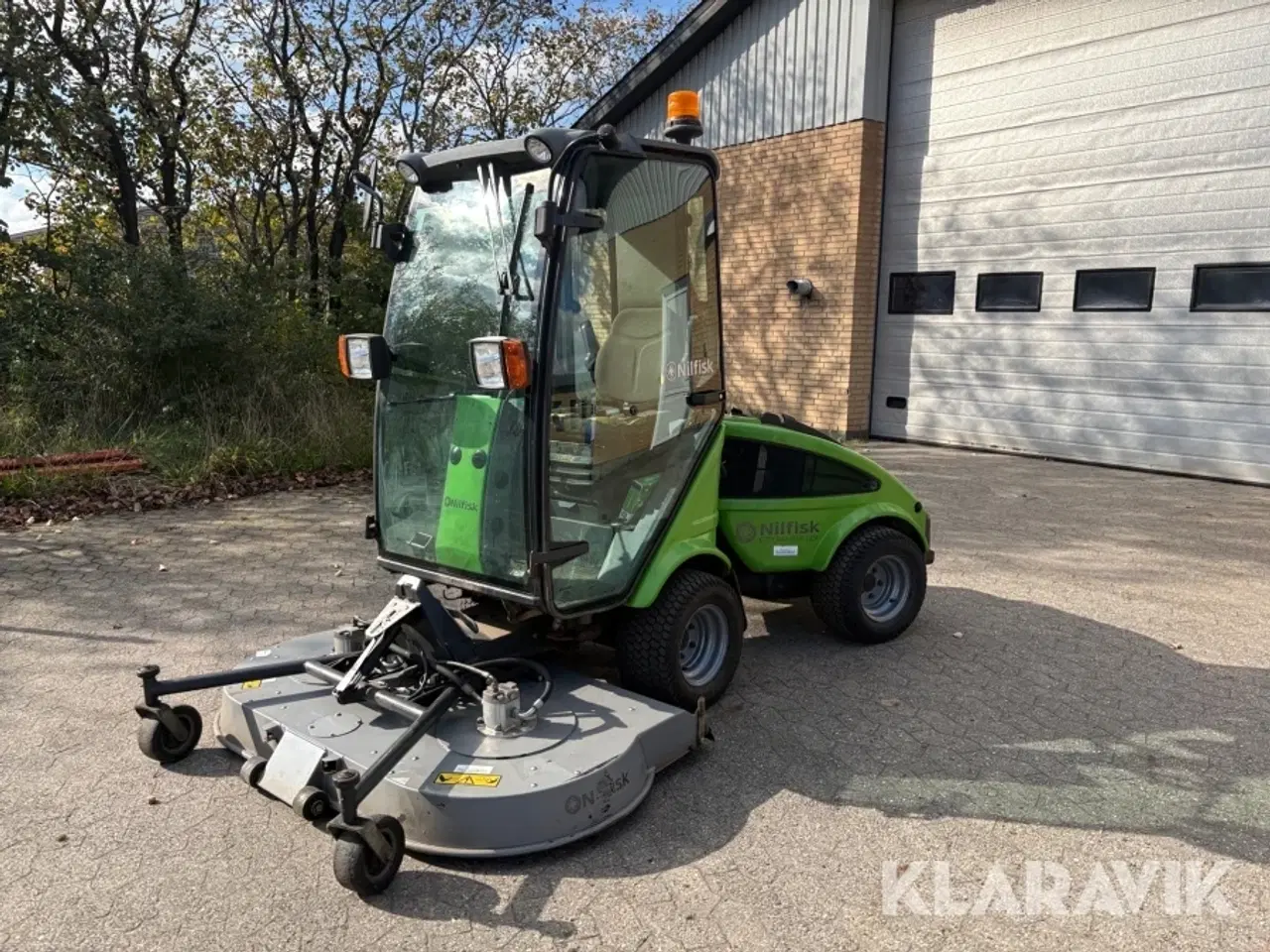 Billede 1 - Redskabsbærer Nilfisk City ranger 2250