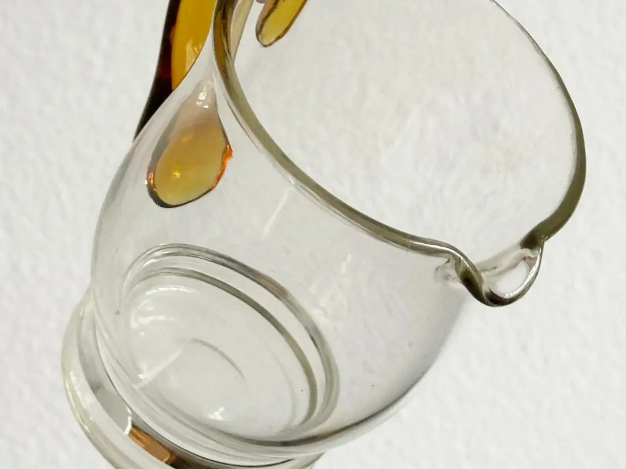 Billede 7 - Glaskande m ravfarvet hank