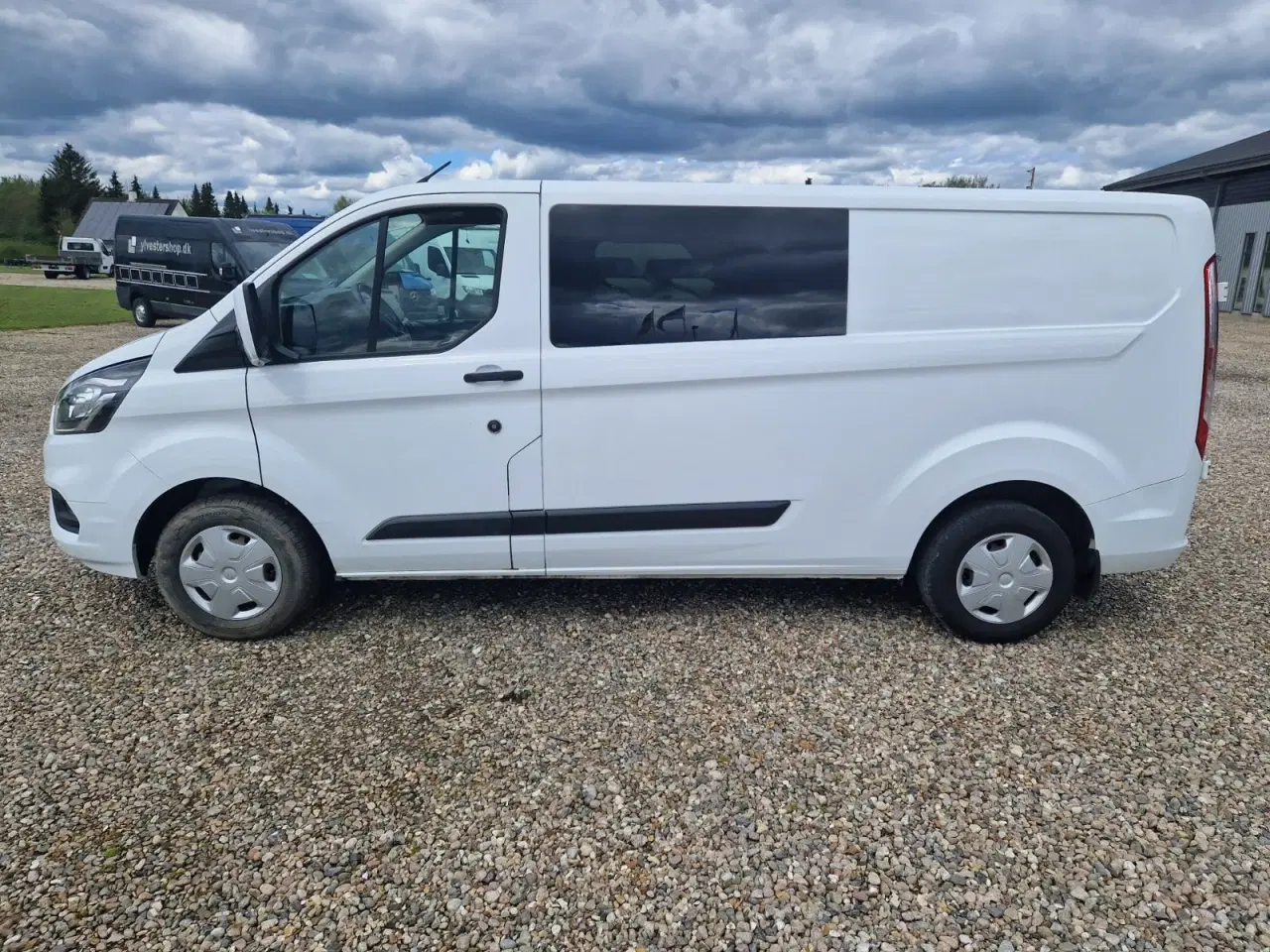 Billede 3 - Ford Transit Custom 300L 2,0 TDCi 130 Trend Mandskabsvogn