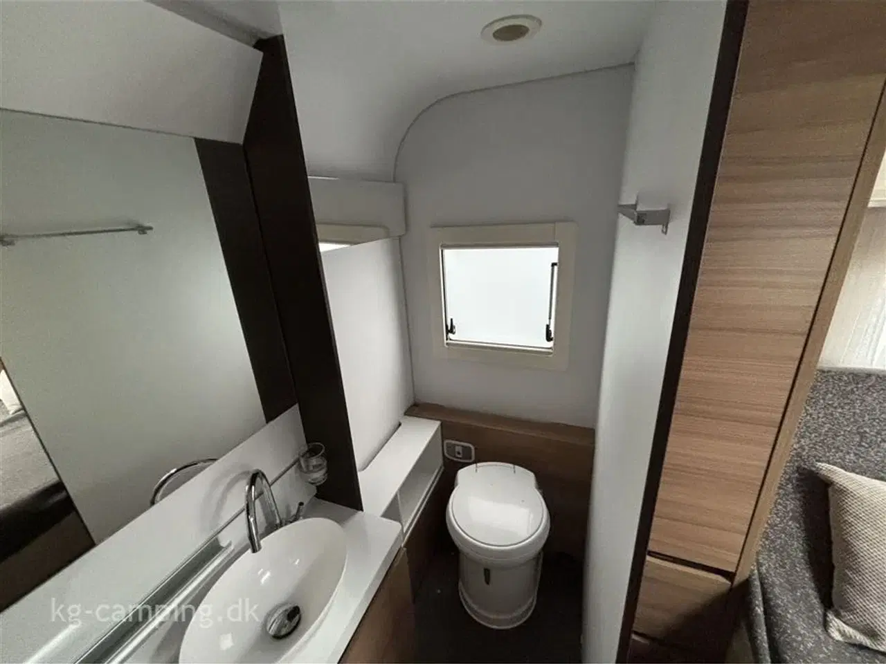 Billede 12 - 2020 - Adria Alpina 663 HT Populær Vogn med Fortelt og mover