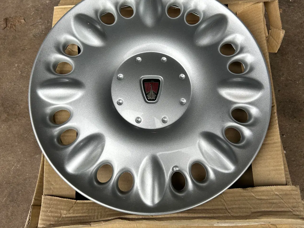 Billede 2 - Rover Navkapsler 