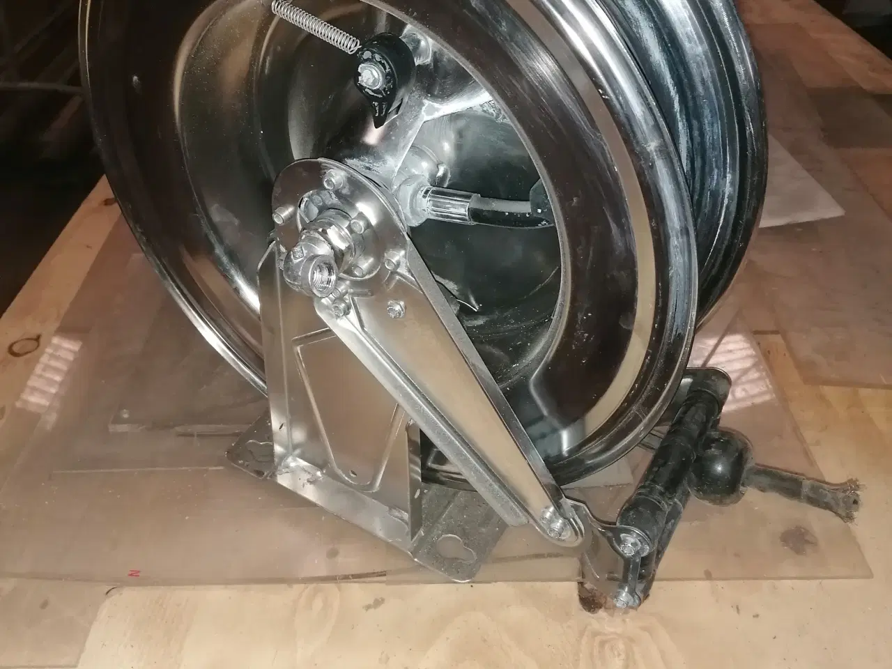 Billede 1 - Automatisk slangerulle