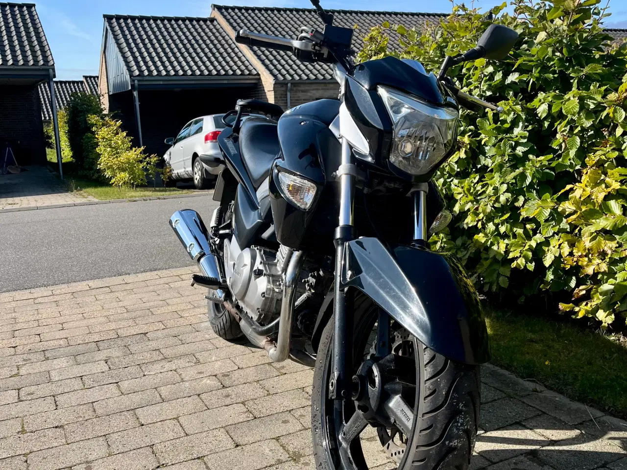 Billede 4 - Motorcykel - Suzuki GW250 m. topboks - Sælges