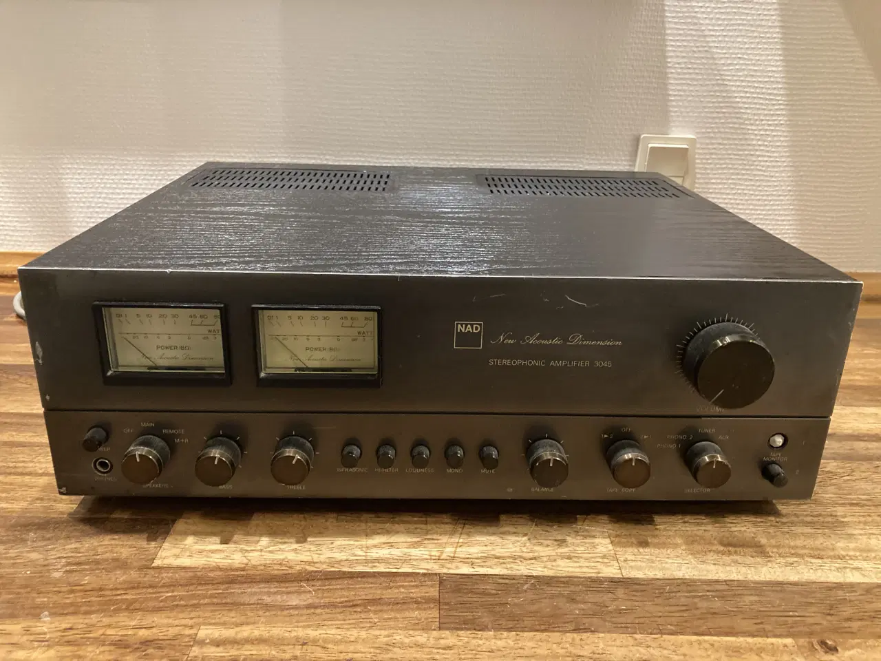 Billede 1 - NAD 3045 vintage forstærker fra 1978