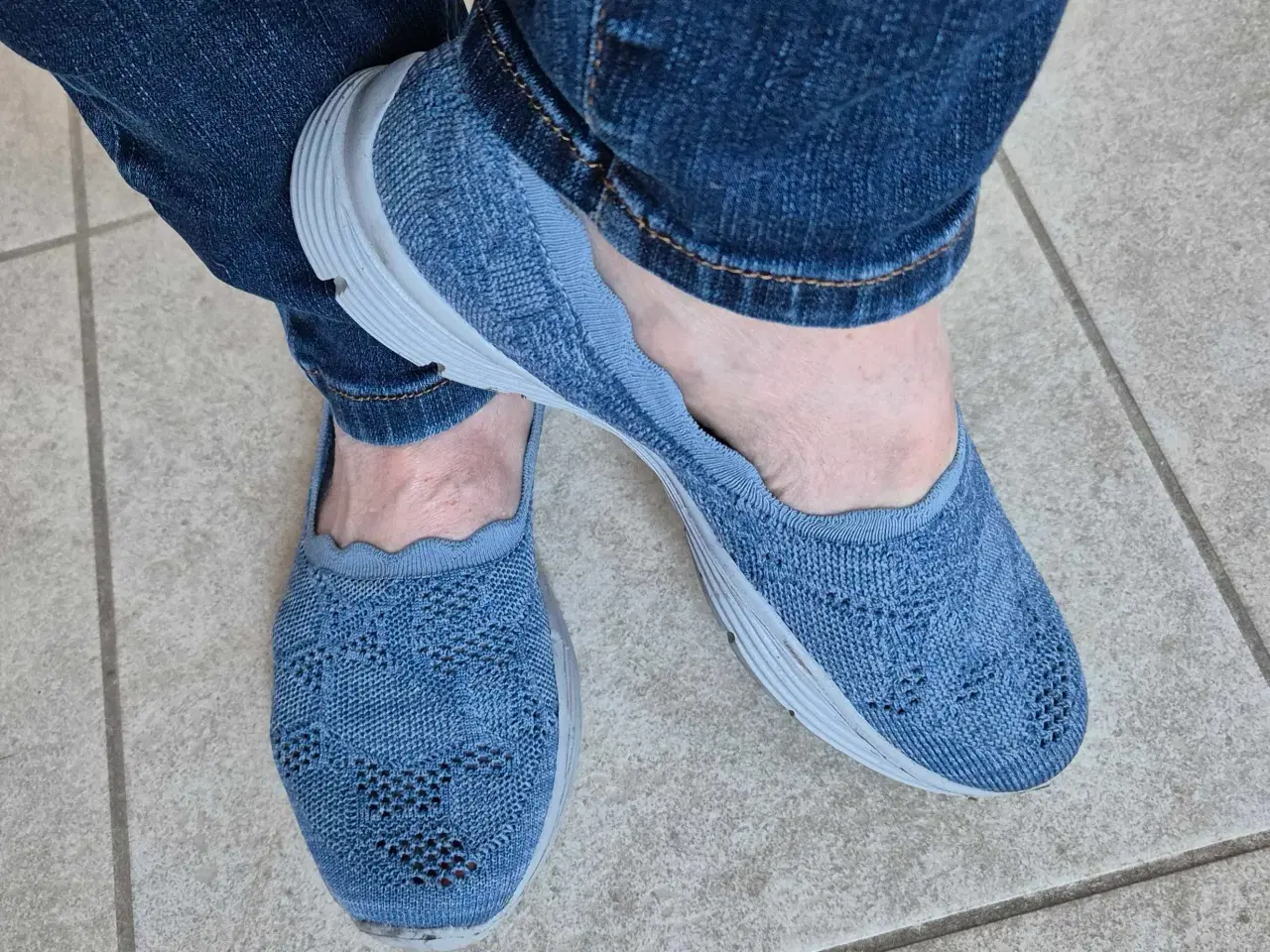 Billede 2 - Blå skechers loafers, str 36