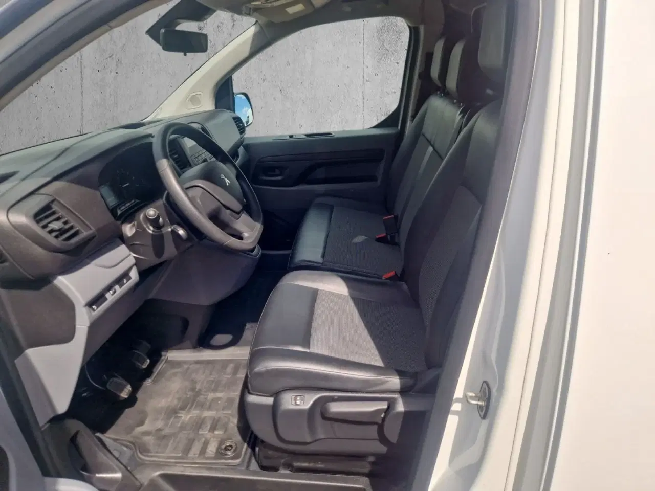 Billede 13 - Peugeot Expert 2,0 BlueHDi 120 L2 Plus Van
