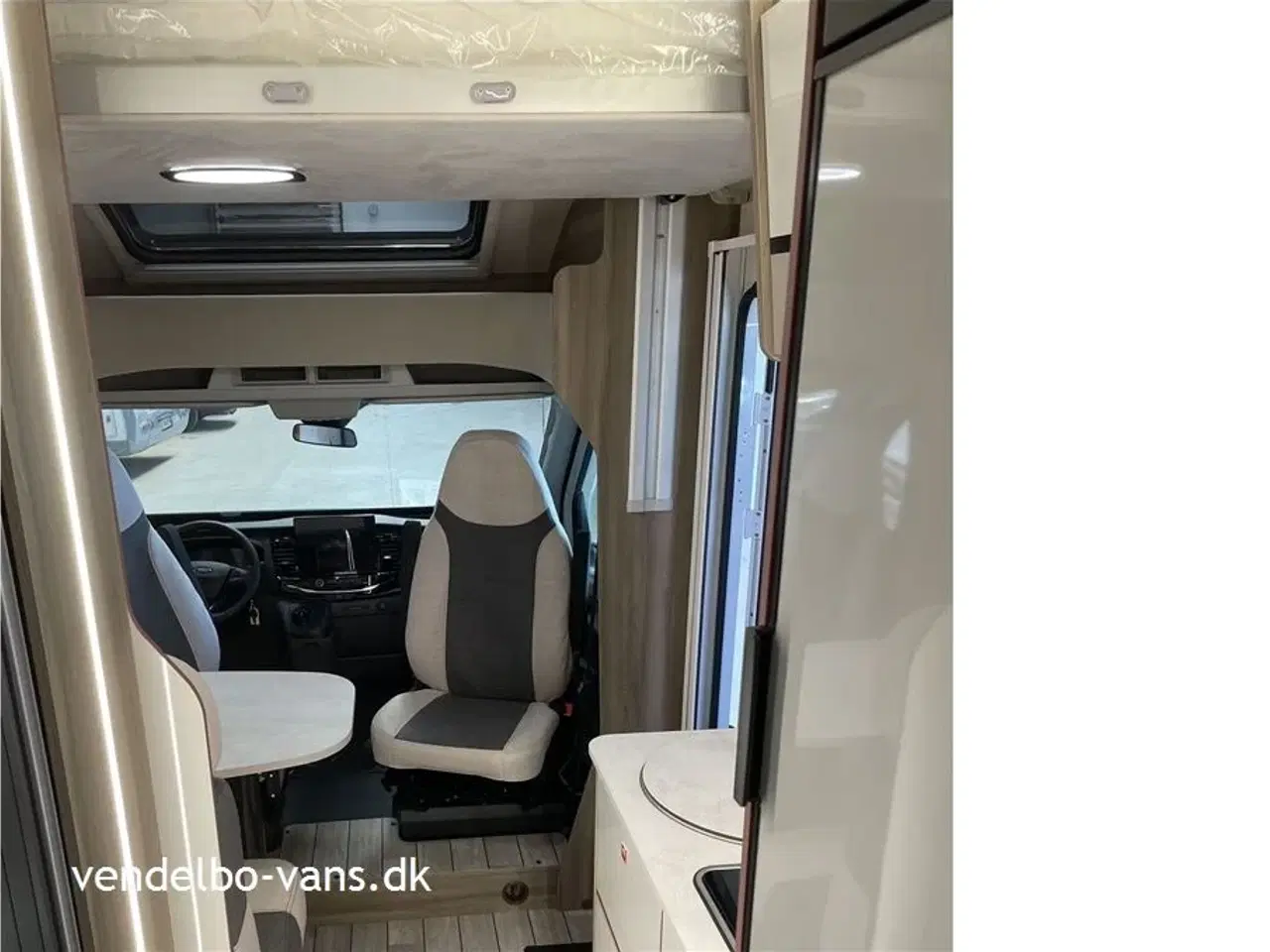 Billede 16 - 2025 - Rollerteam Kronos 281 TL FIT Enkeltsenge og stor garage - kun 6,69 M lang - kun 2,15 M bred - kun 2,85 M høj