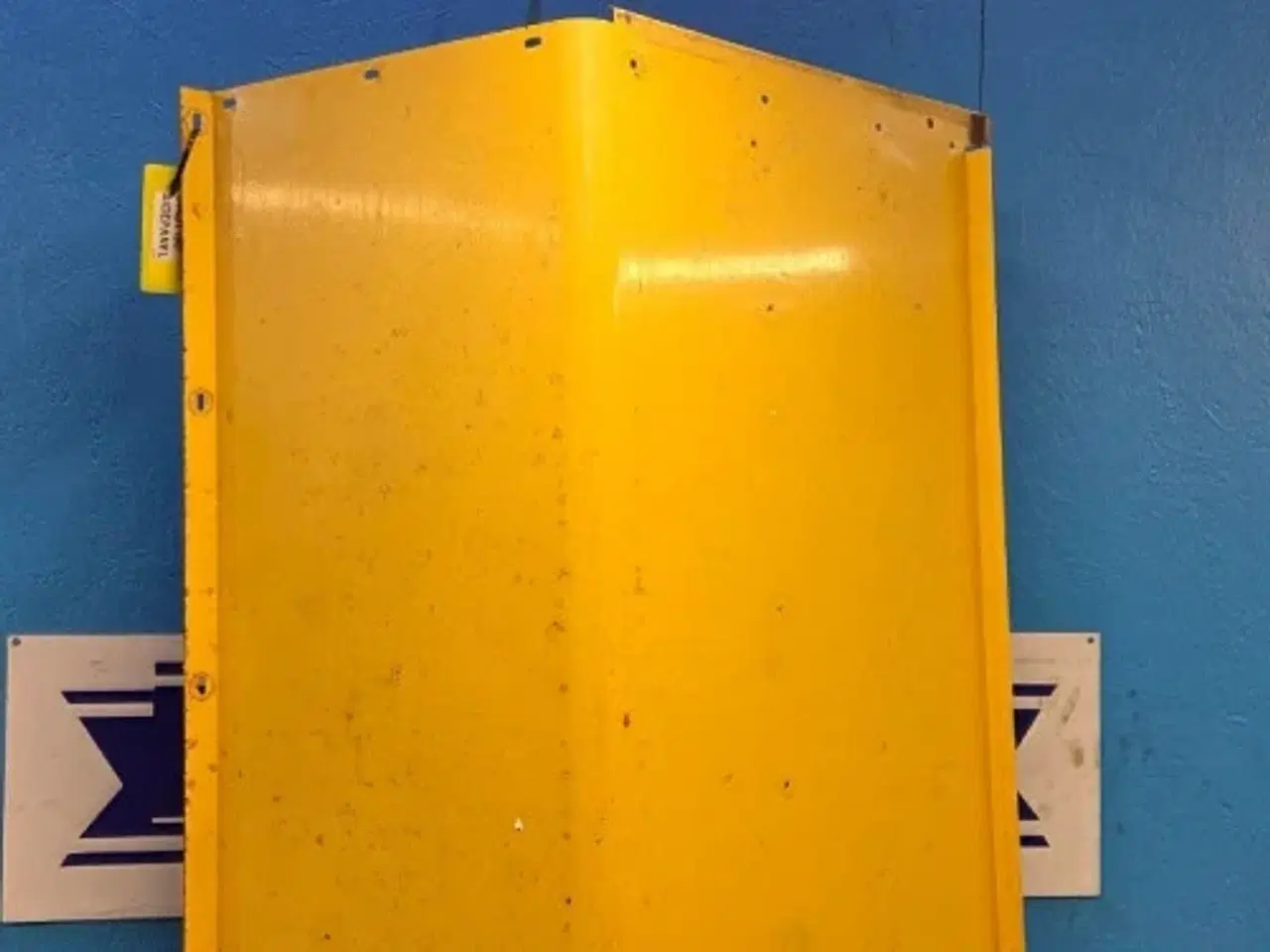 Billede 3 - New Holland TX68 Sidepanel 84431190