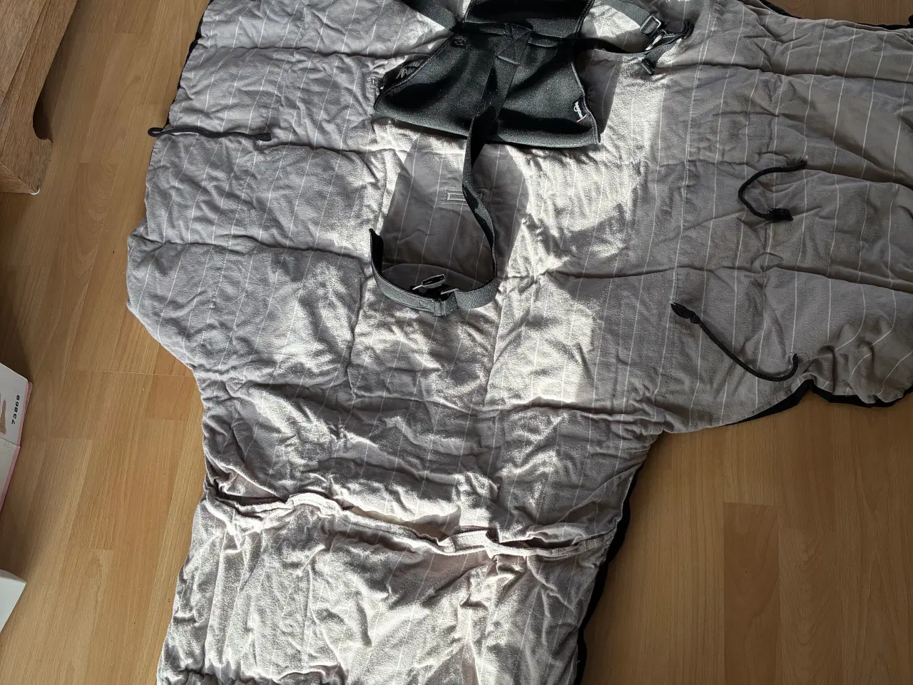 Billede 4 - Sovepose samt barnevognssele 