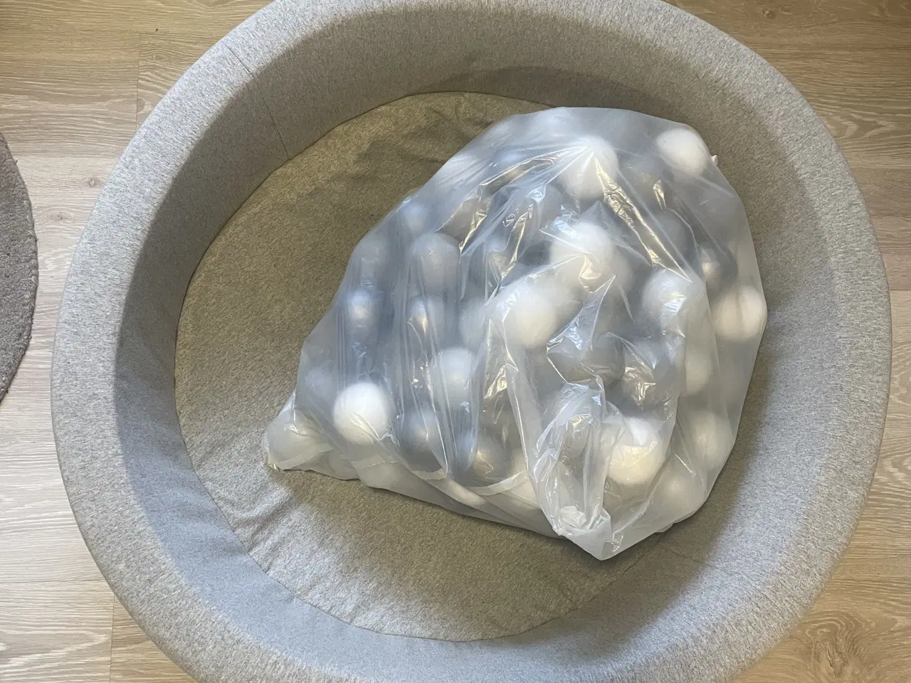 Billede 1 - Jly boldbassin 