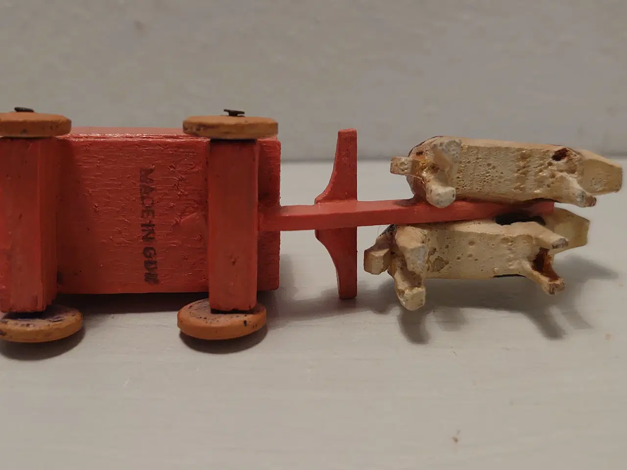 Billede 3 -  Erzgebirge vogn oksetrukket med kusk. L.9,5cm