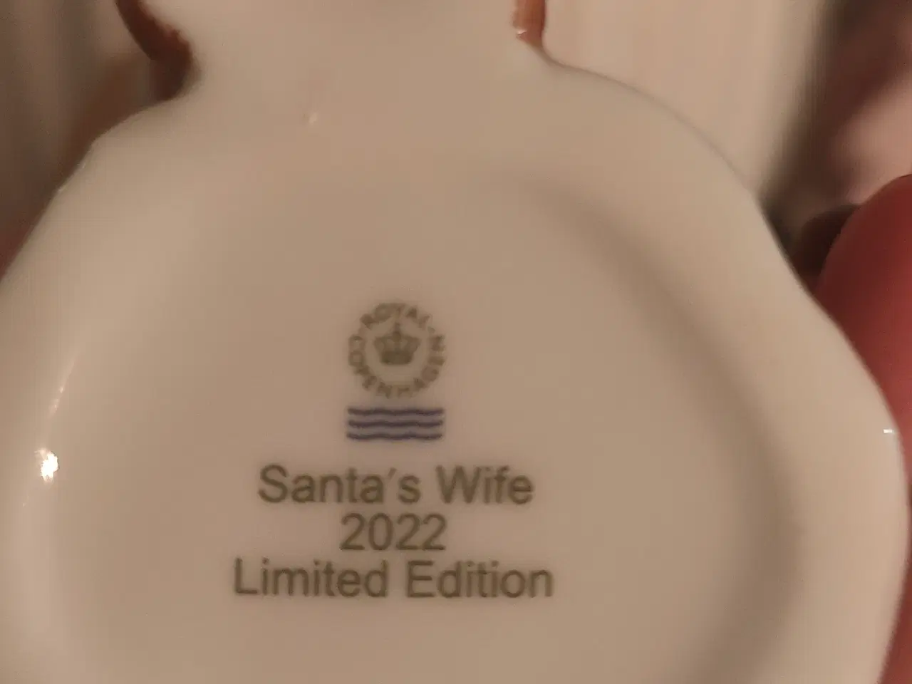 Billede 6 - Royal Copenhagen julemandens kone, nissepige 2022