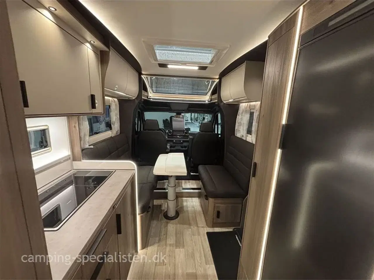 Billede 4 - 2026 - Kabe Novum C720 LXL   Kabe Novum