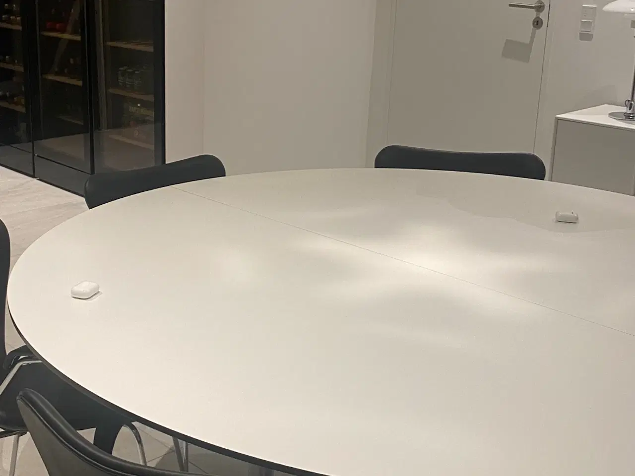 Billede 2 - Paustian  Bord Spinal Ø180 cm.
