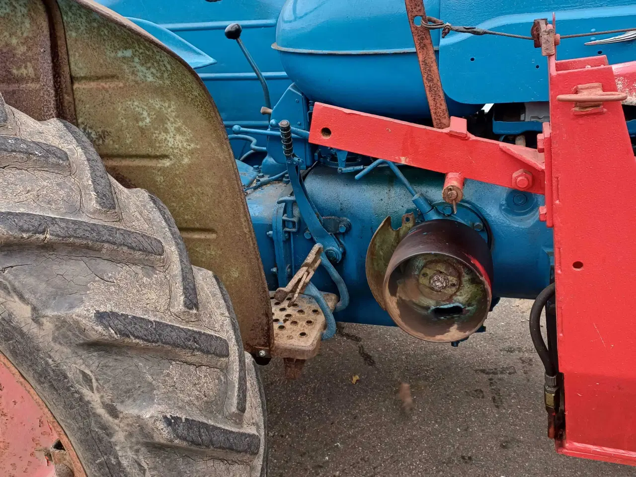 Billede 7 - Traktor med frontlæsser 