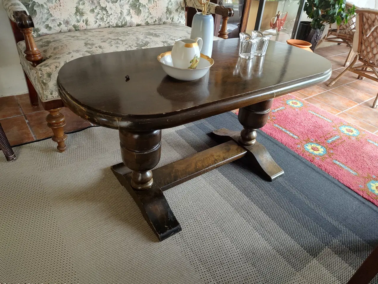 Billede 1 - Sofa + bord antik