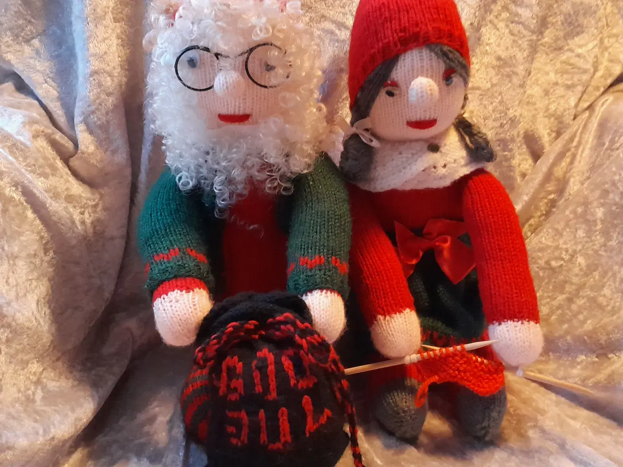 Billede 1 - Strikket nissepar