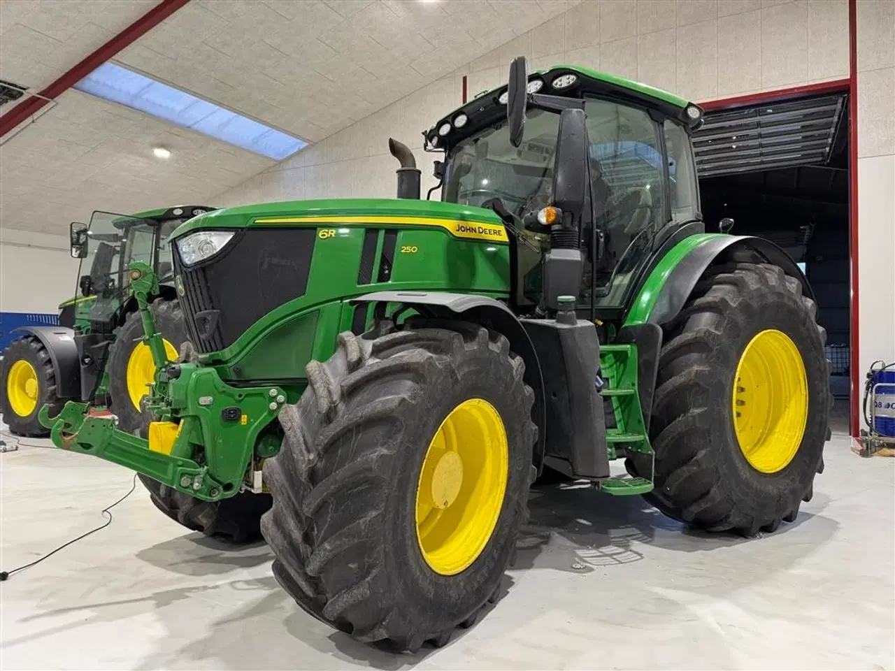 Billede 1 - John Deere 6R250 KUN 1300 TIMER! MEDE FRONT PTO OG GEN5 SKÆRM!