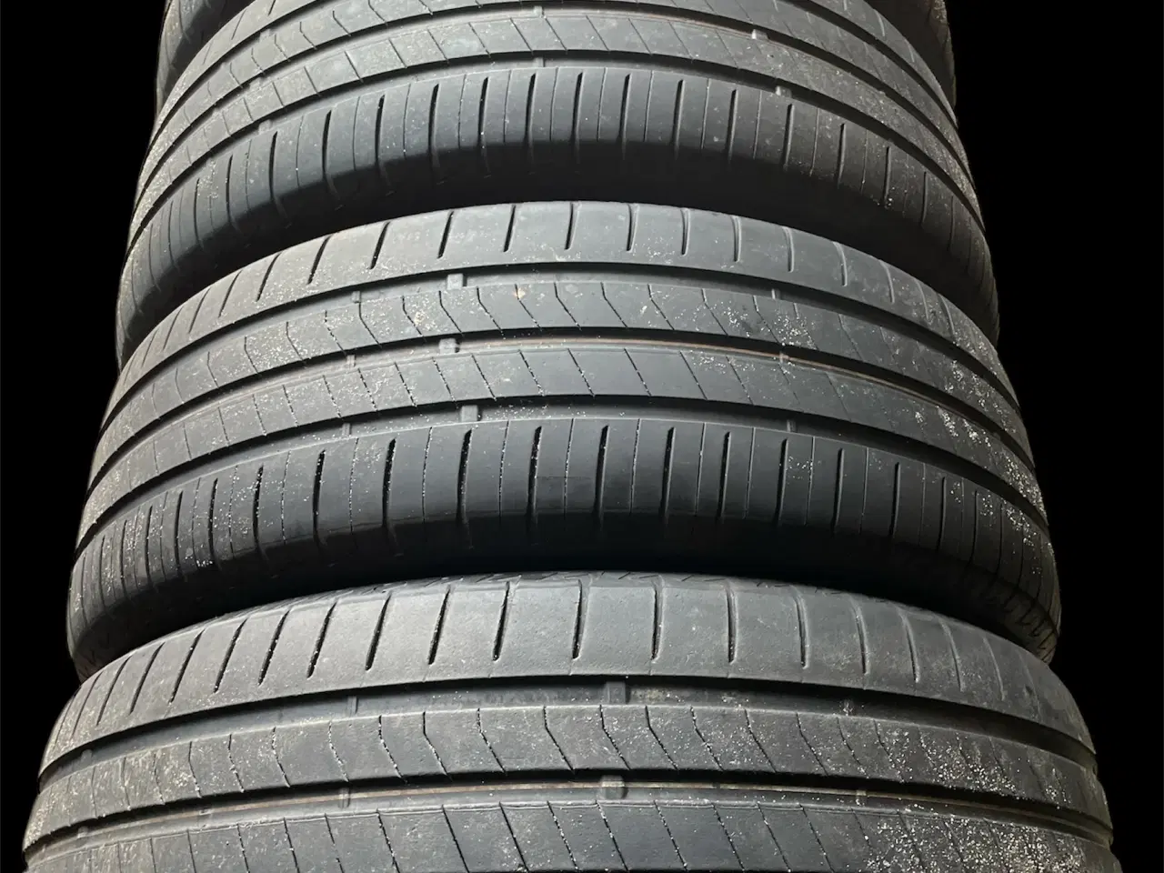 Billede 1 - 215/55r18 Bridgestone Ref.S64 sommer