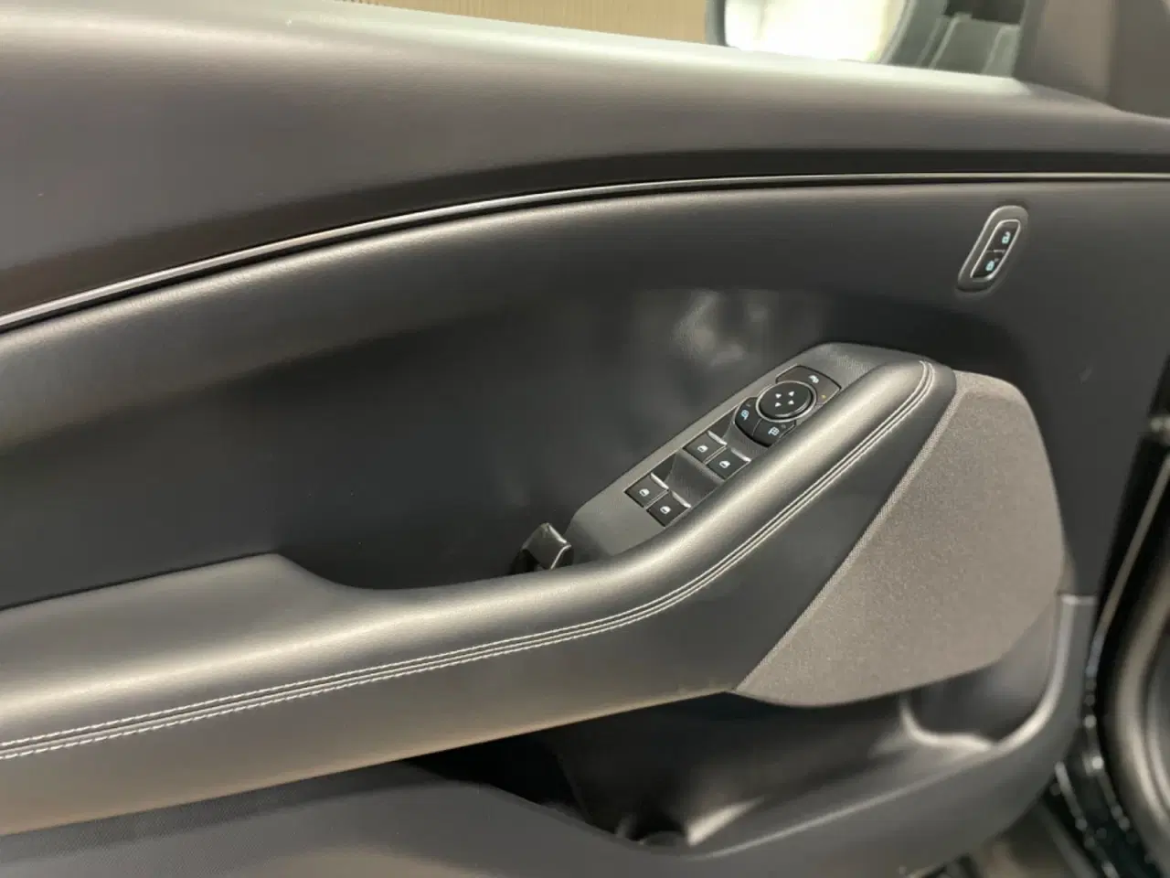 Billede 15 - Ford Mustang Mach-E 75 Standard Range