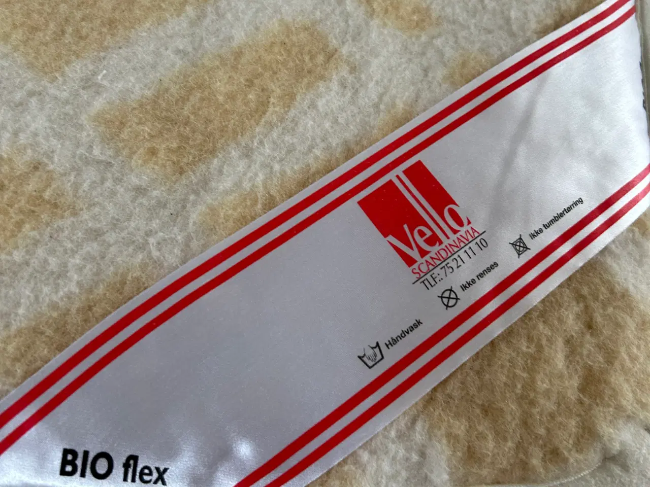 Billede 3 - Uld/ magnet tæppe VELLO