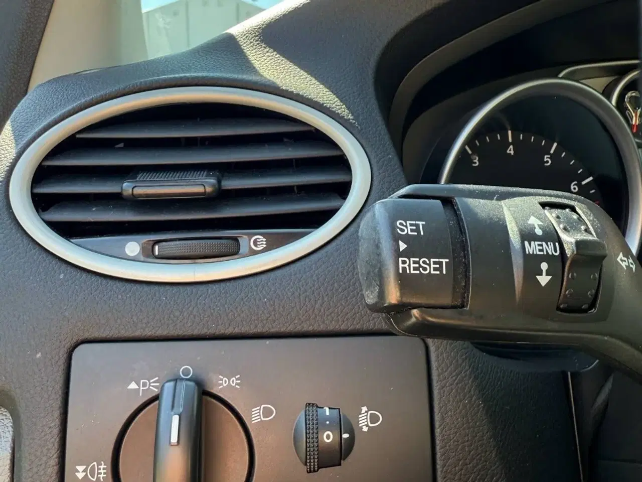 Billede 13 - Ford Focus 1,6 Ambiente stc. aut.