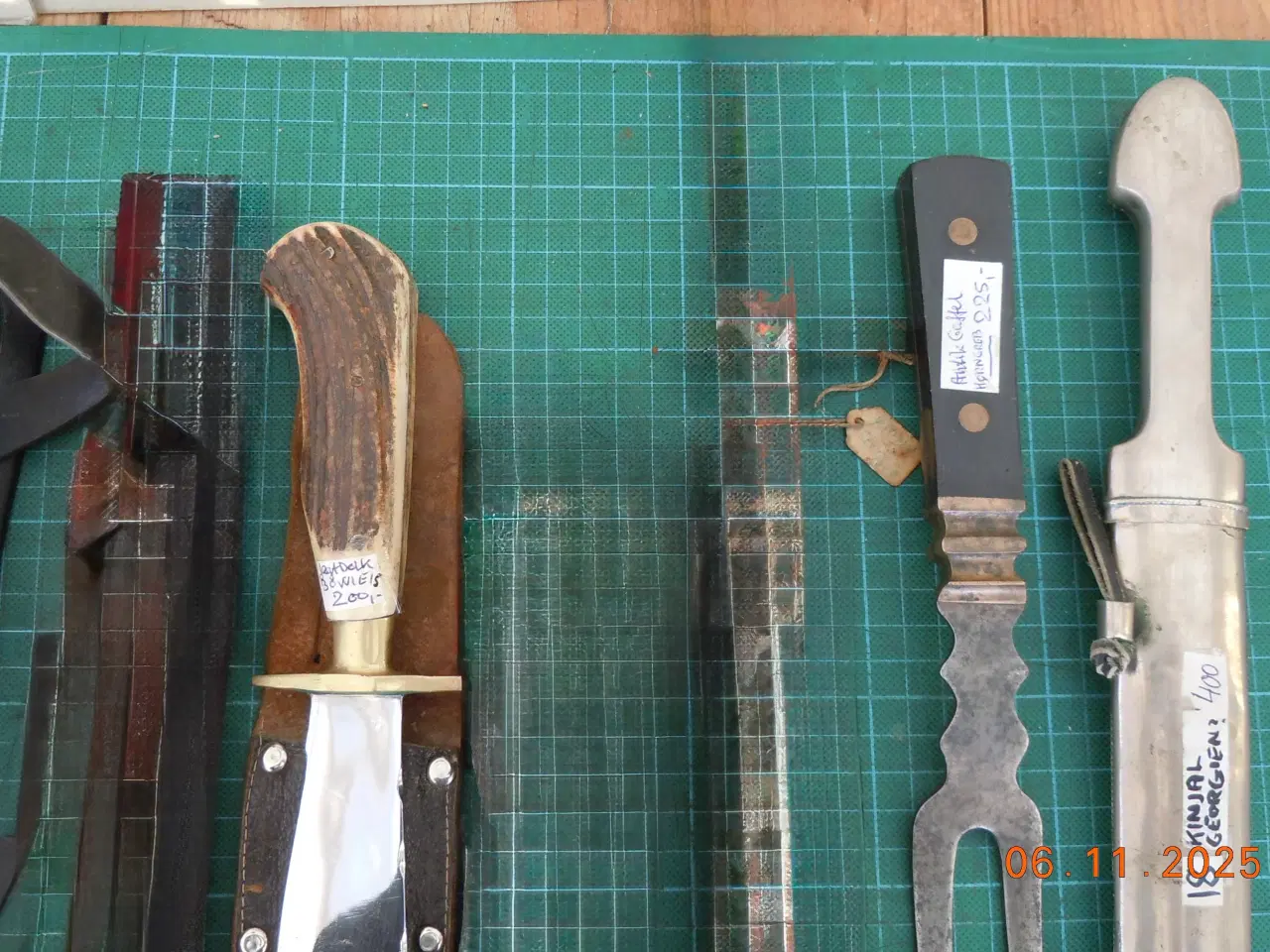 Billede 3 - Dolke og knive, alverdens typer.