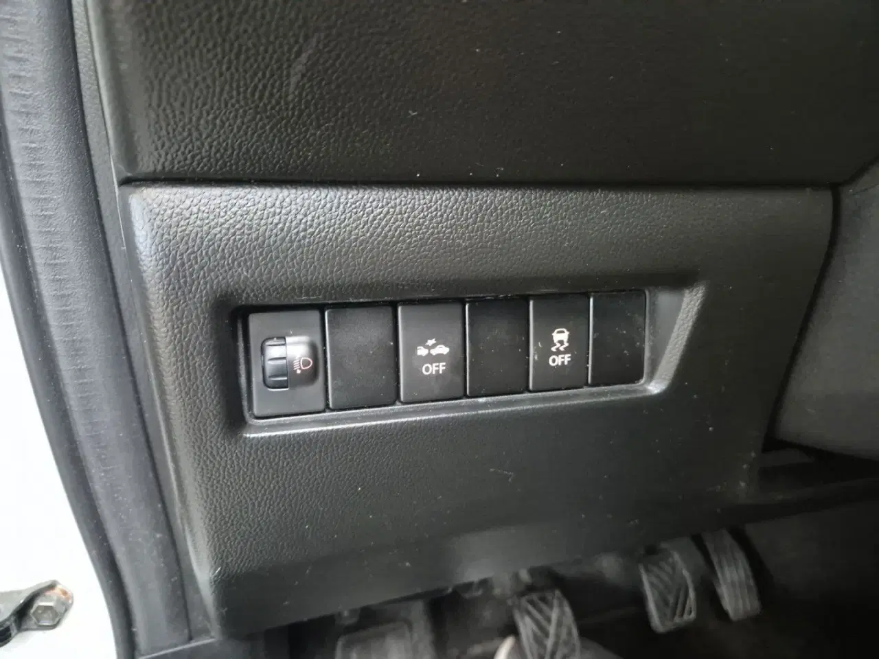 Billede 10 - Suzuki Swift 1,2 Dualjet Action AEB Gold 90HK 5d