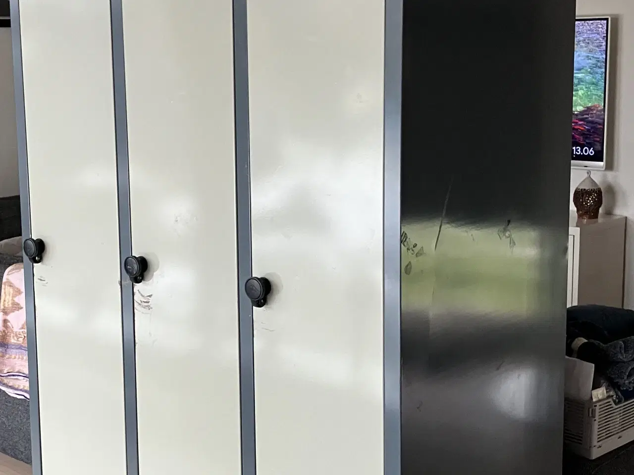 Billede 1 - Metal garderobe skab