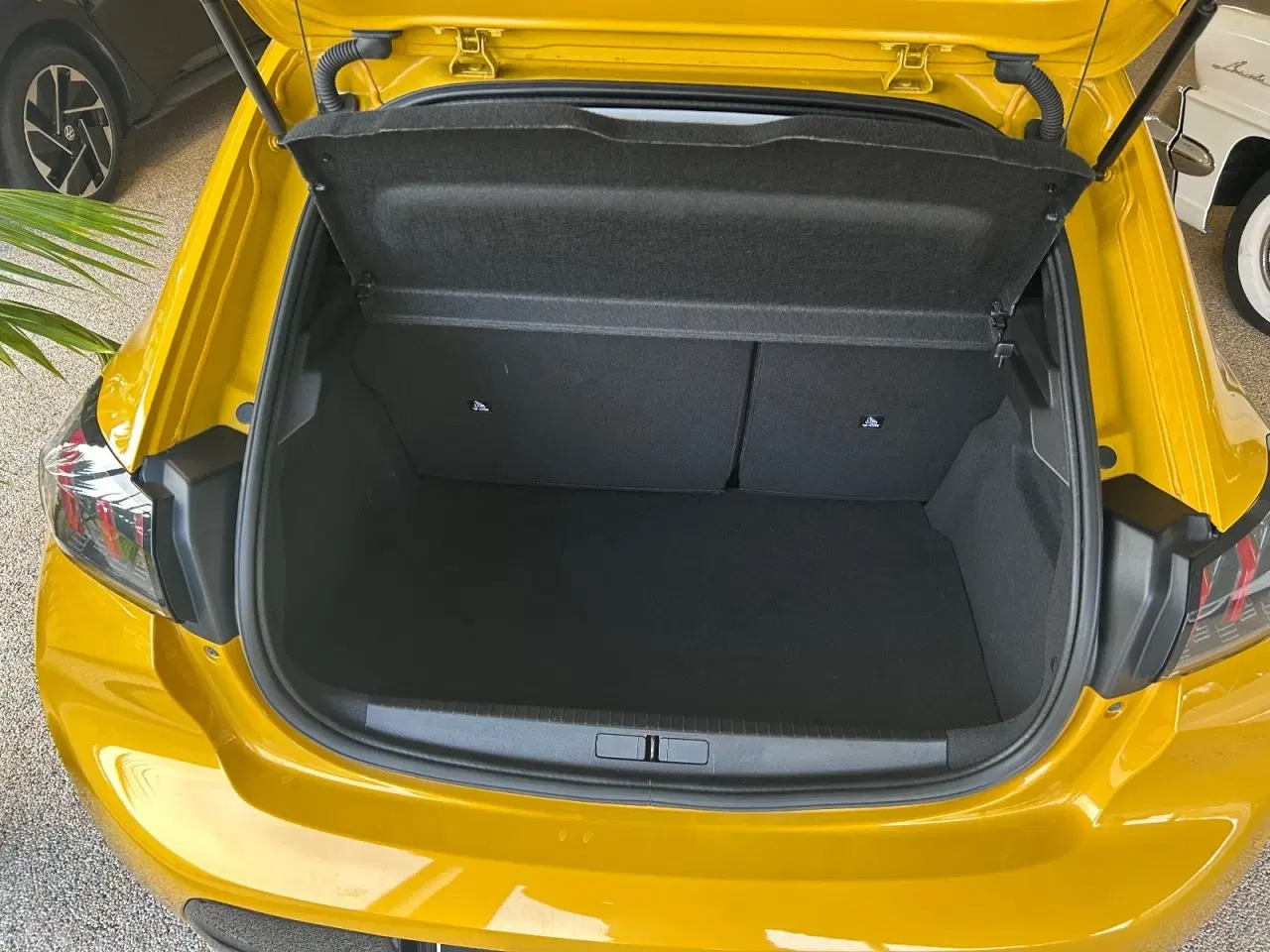 Billede 9 - Peugeot 208 1,2 PureTech 100 Allure Sky