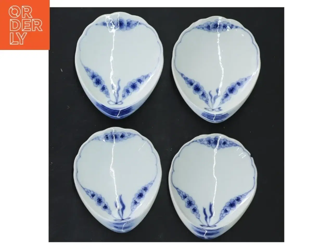 Billede 1 - Sæt af 4 askebægre fra B&G (str. 8,5x7 cm)