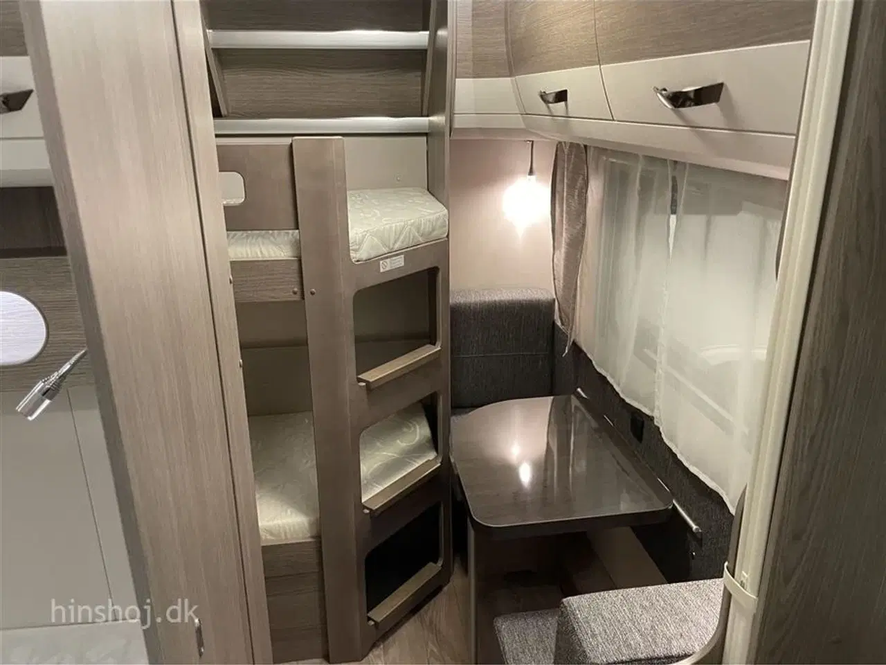 Billede 8 - 2023 - Hobby Prestige 650 KFU   Hobby 650 KFU model med Fransk seng og Køjer fra Hinshøj Caravan A/S