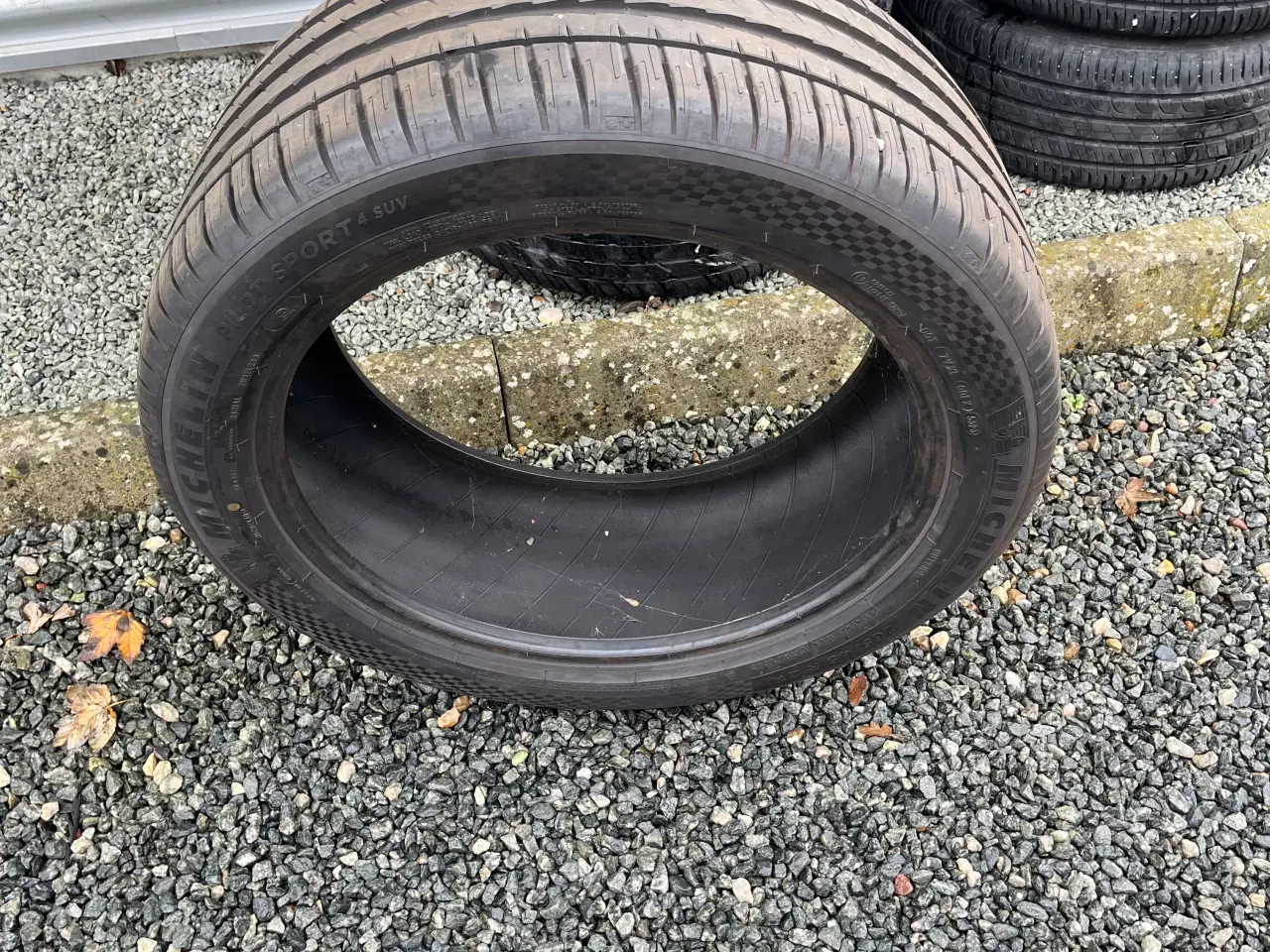 Billede 1 - 265/45R21