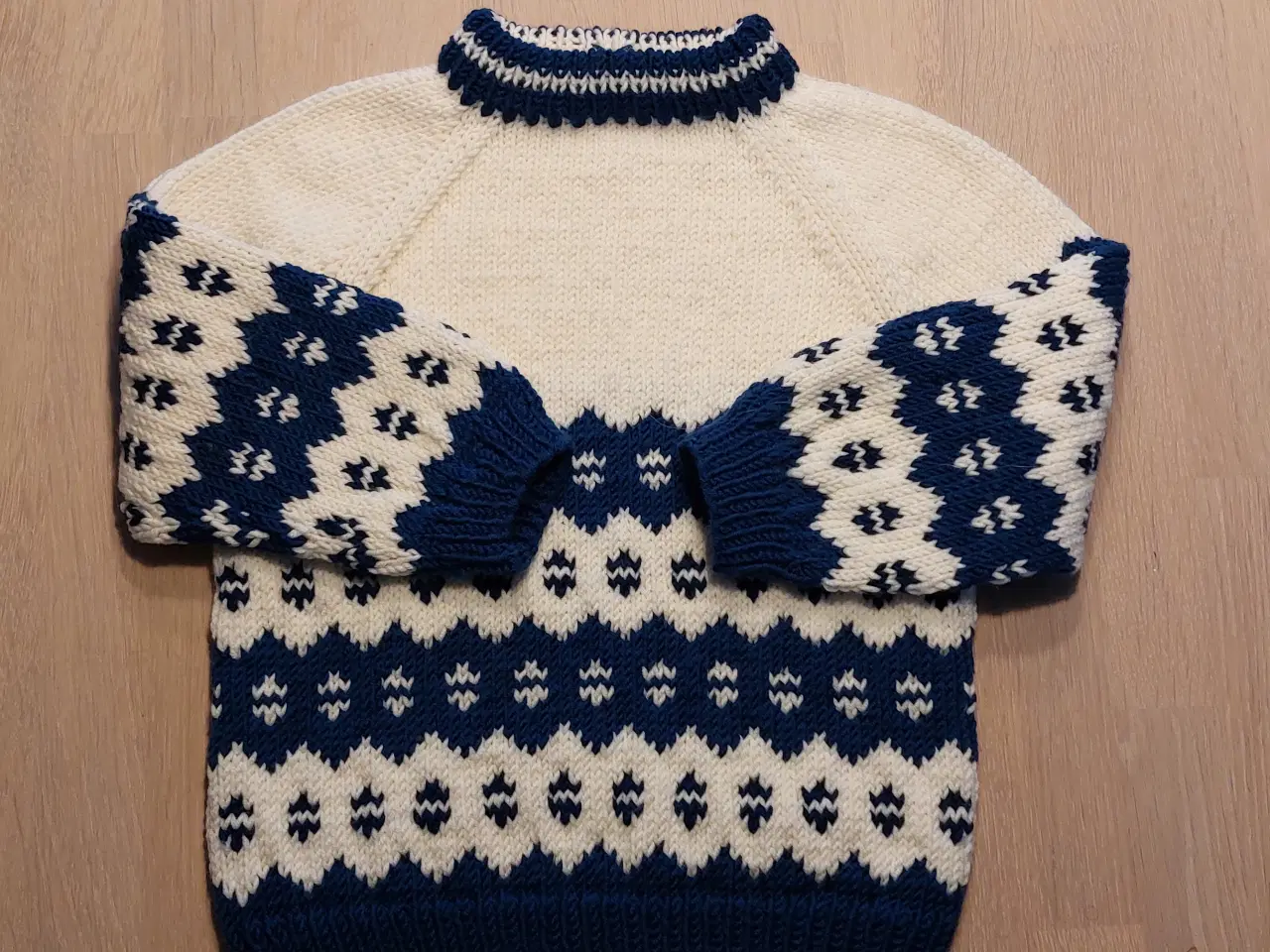 Billede 5 - Håndstrikket 