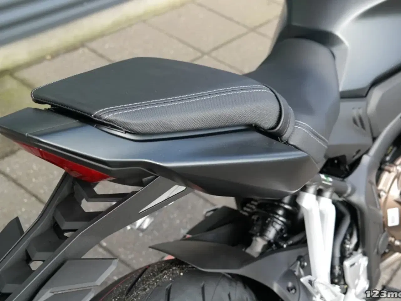 Billede 6 - Honda CB 650 R E-Clutch MC-SYD BYTTER GERNE