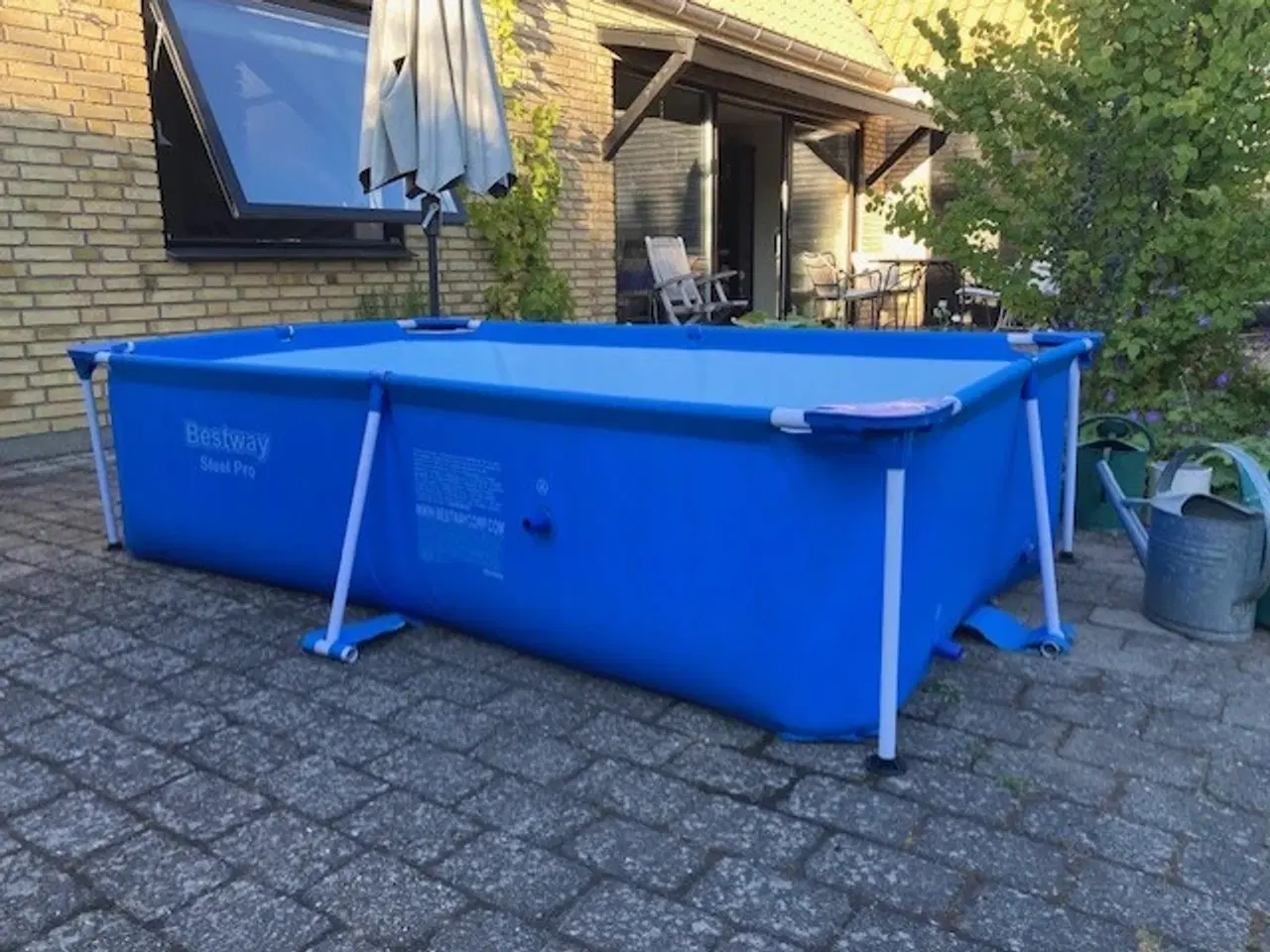 Billede 2 - Pool til haven