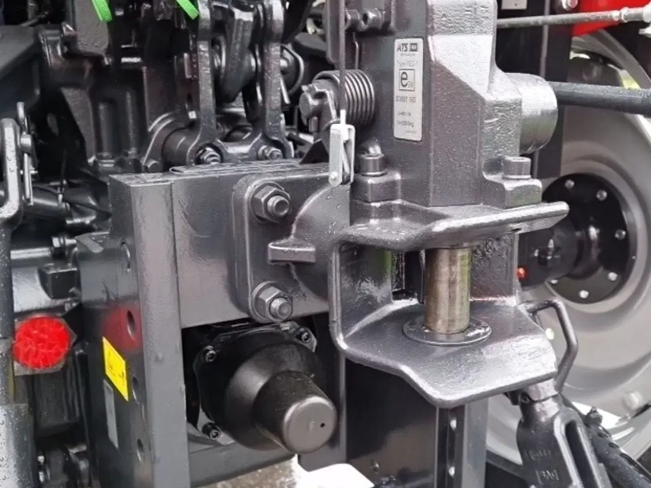 Billede 16 - Case IH Farmall 75 A Koblingsfrit vendegear og brede hjul.