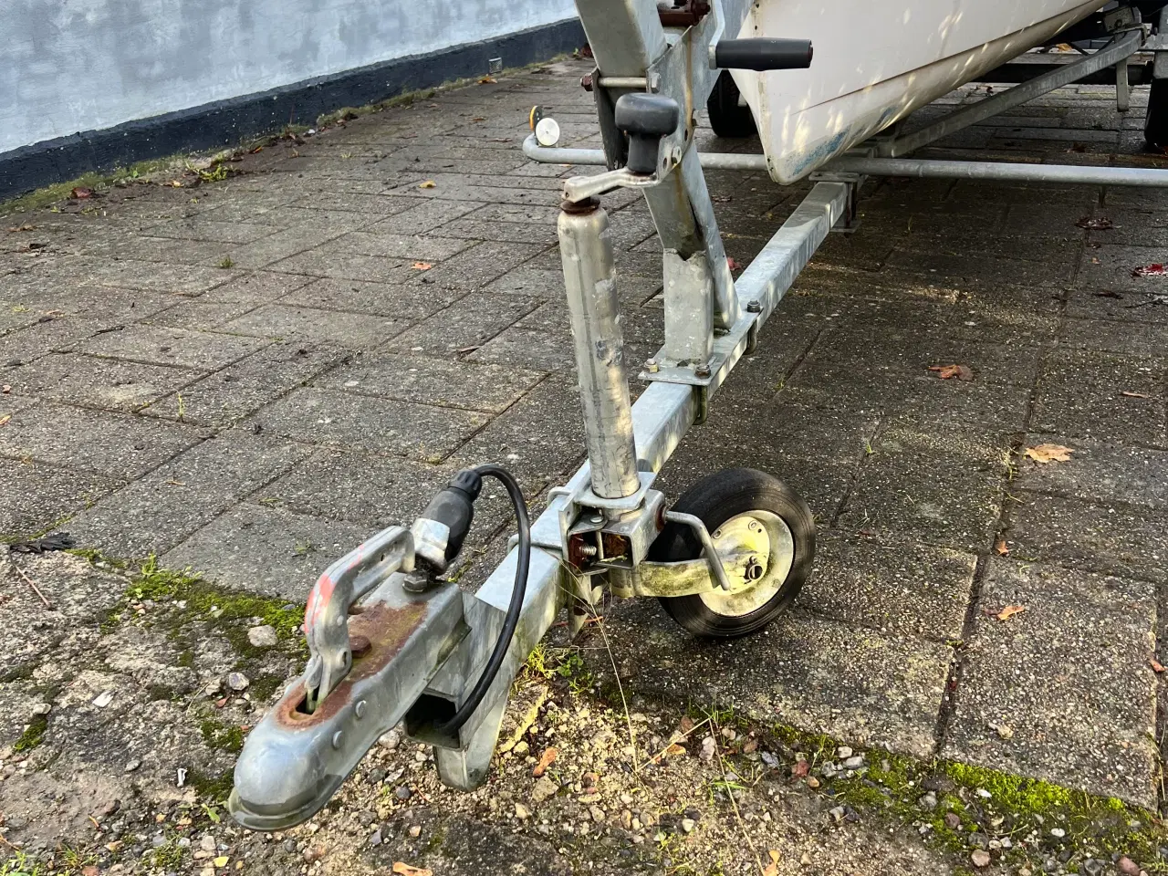 Billede 8 - Sejljolle + bådtrailer