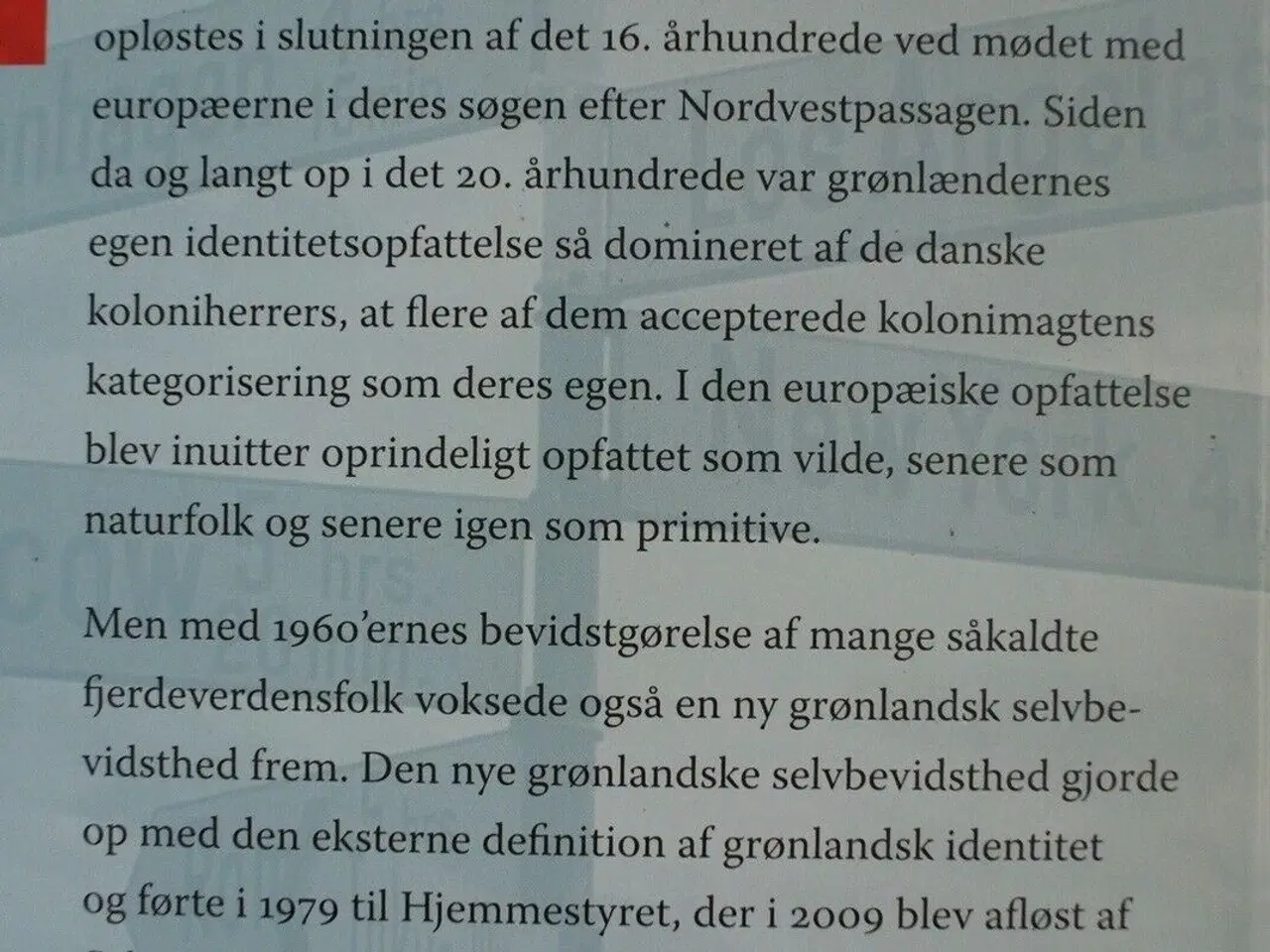 Billede 4 - fra vild til verdensborger- grønlands identitet , 