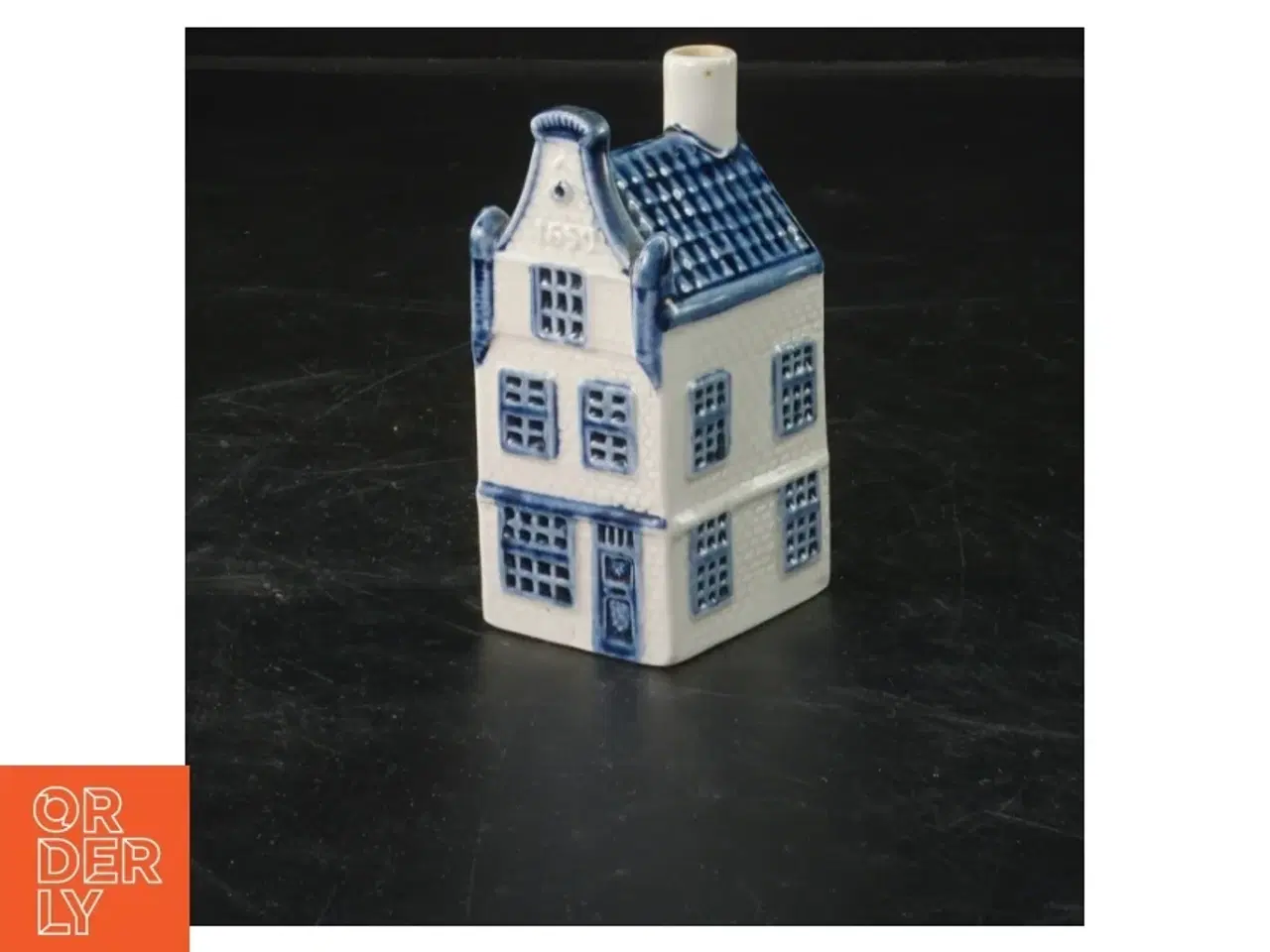 Billede 2 - Keramikhus dekoration fra Royal Delft Blue (str.  9x4,5 cm)