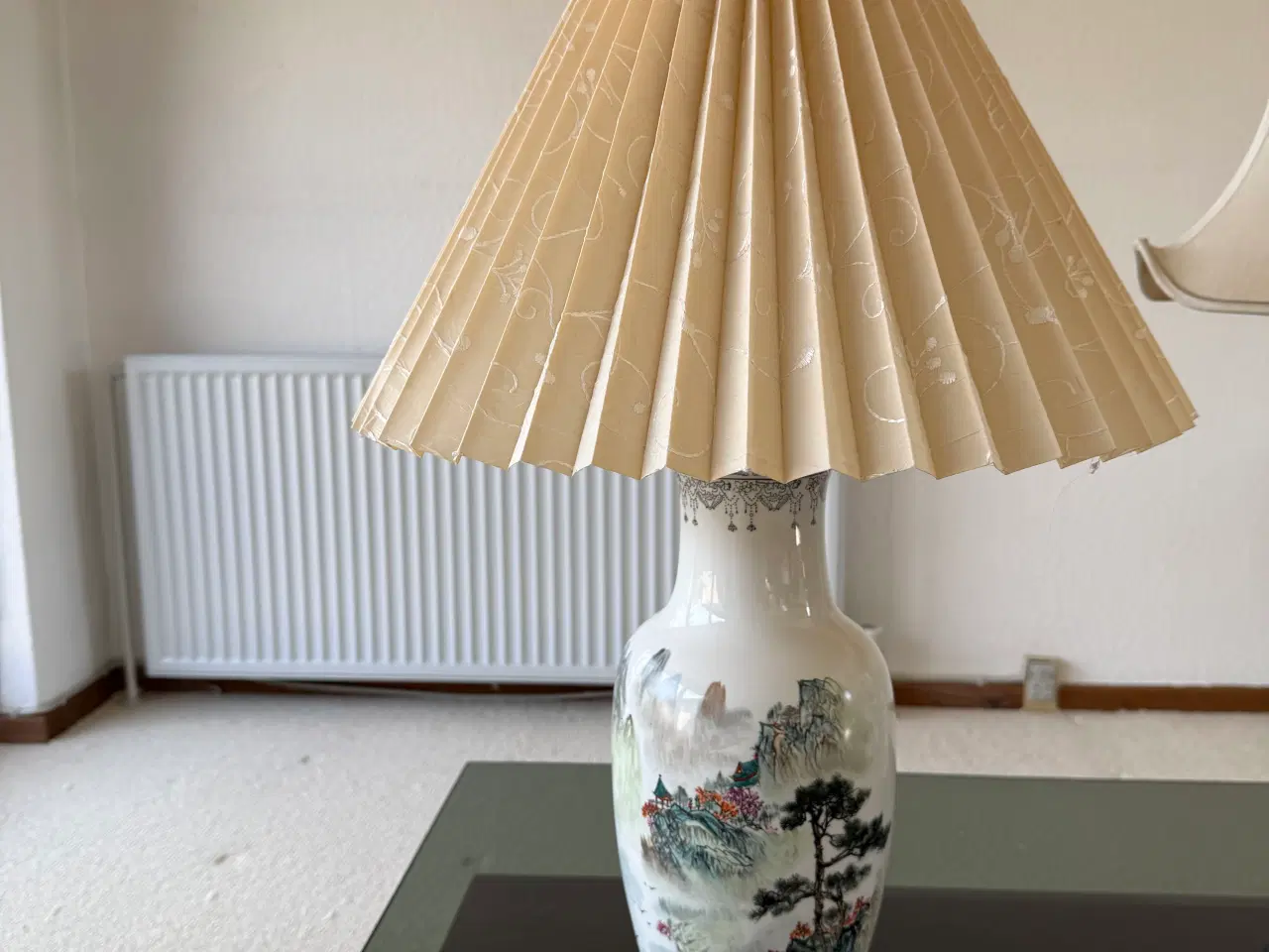 Billede 1 - Kineser Lampe fin stand . Kom med et bud