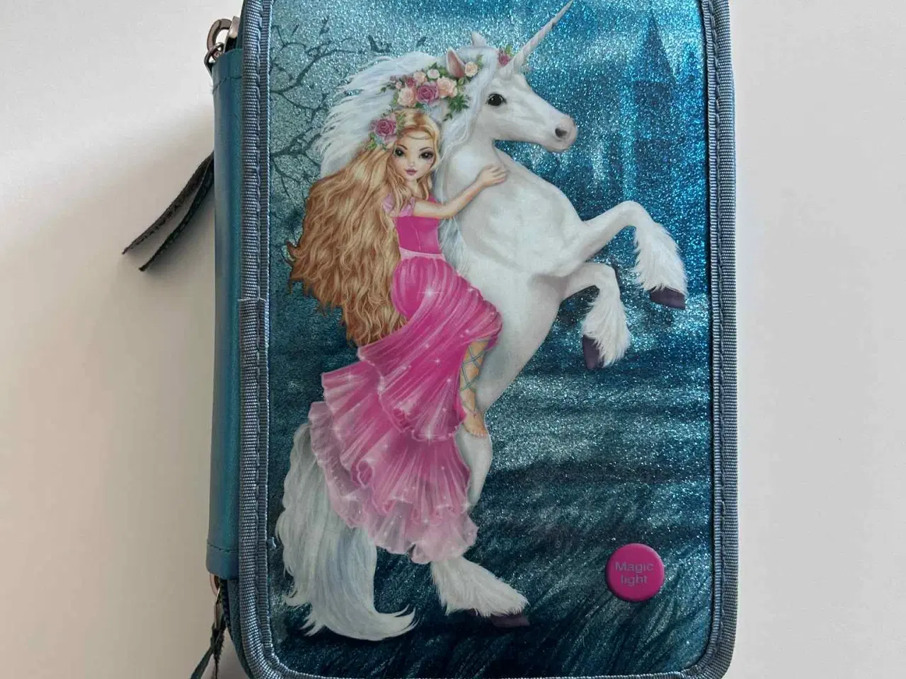 Billede 1 - Fantasy Model, trippel penalhus med LED lys