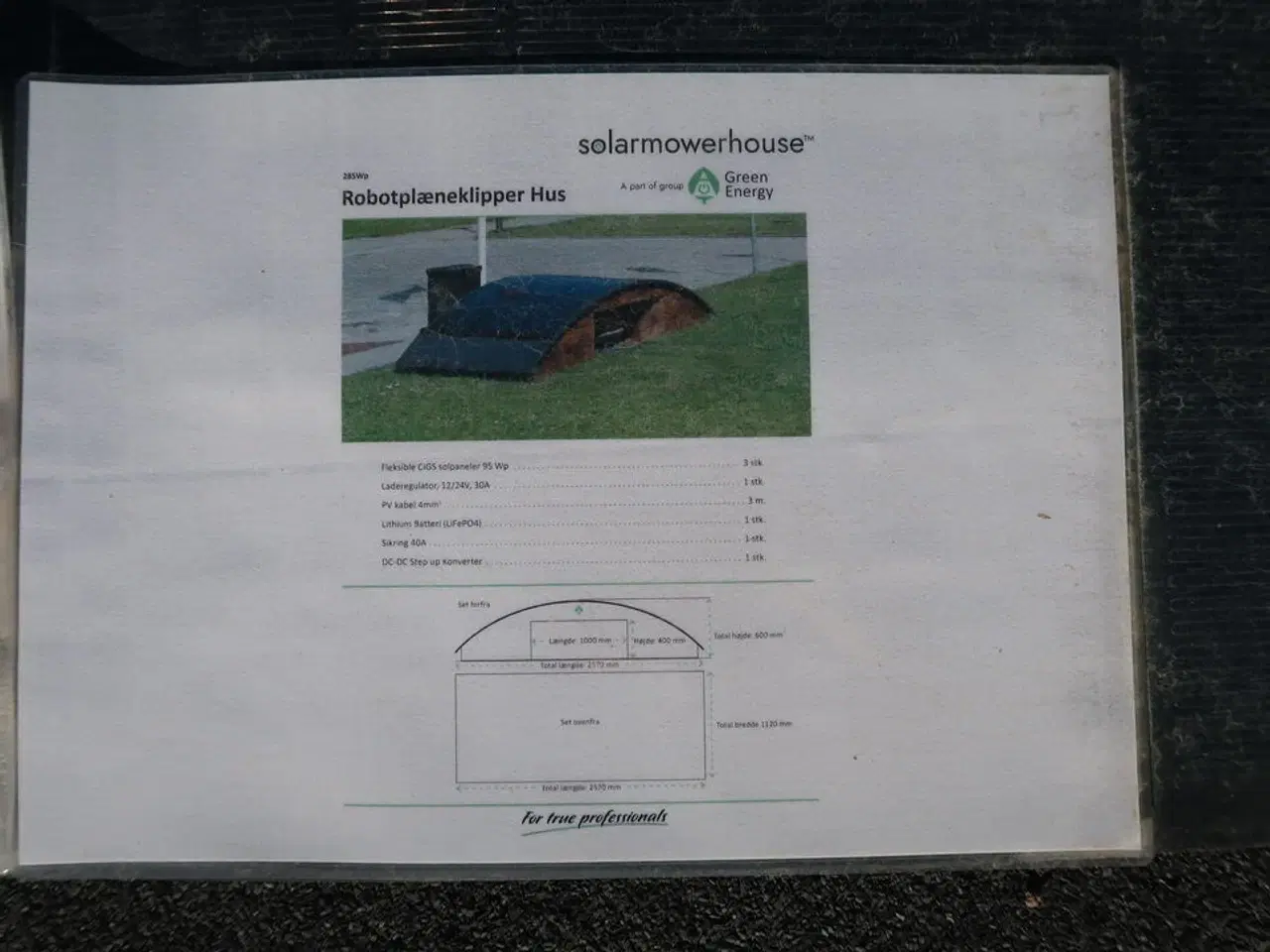 Billede 11 - Div. huse til robotplæneklippere (nogle med solceller på, alle skal medtages)