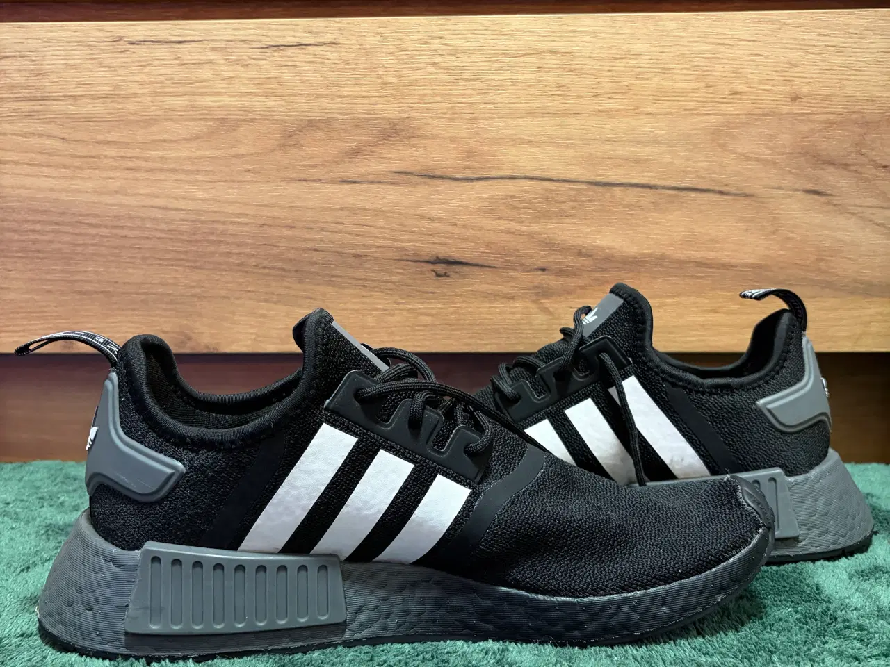 Billede 5 - Adidas nmd r1 sko
