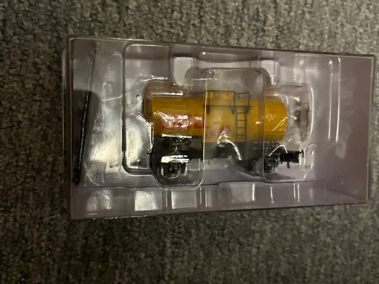 Billede 4 - Modeltog, Brawa Shell Tankvogn H0