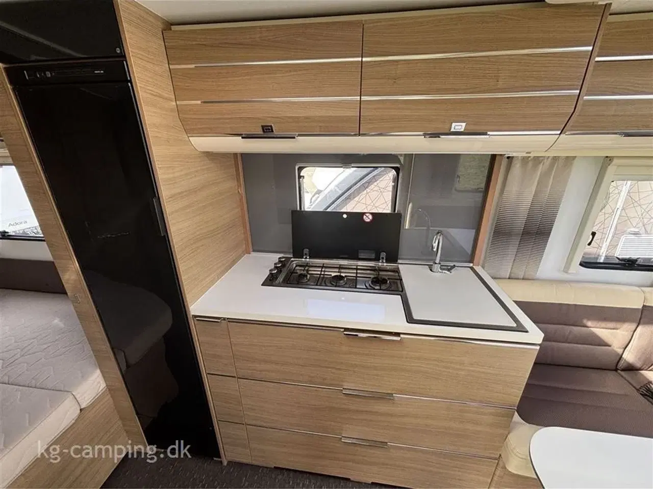 Billede 12 - 2016 - Adria Adora 522 UP ALDE   Centralvarme, Mover, Aircon og Isabella Sun Shine Plus.